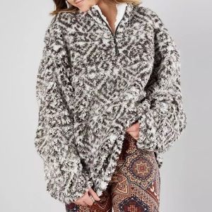 Fuzzy Half Zip Sweatshirt - Peach Love California